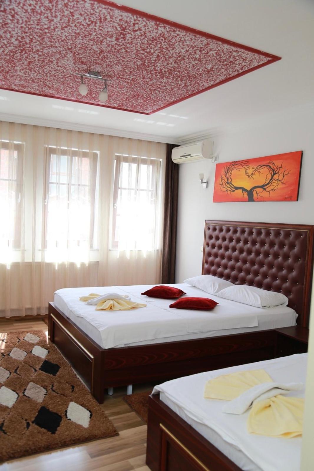 Hotel Venisi Prizren Extérieur photo